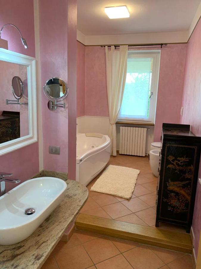 Casa Vacanze Al Capriano Appartamento Lampone Cantello Exterior photo